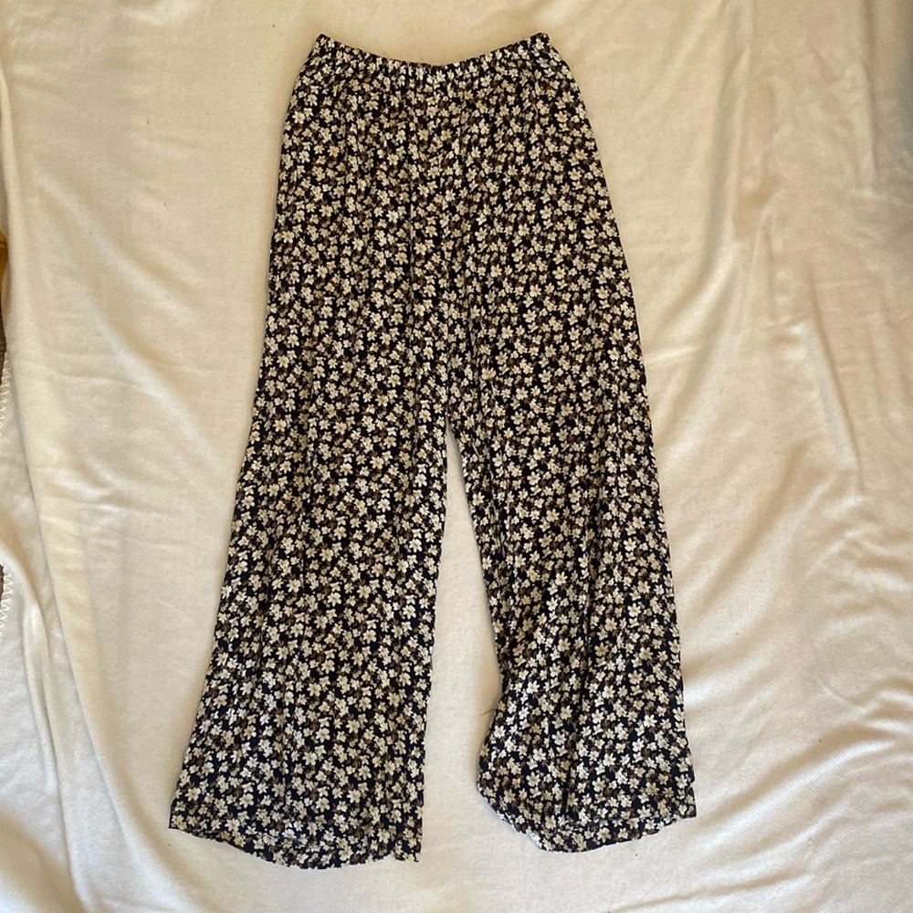 Flowy Floral Pants
